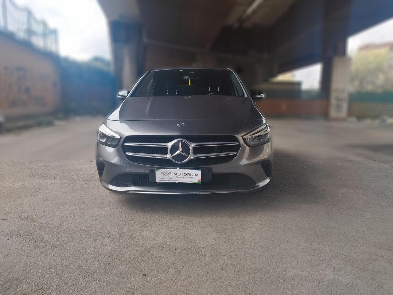 Mercedes-benz B 180 Classe 180D AUTOMATIC BUSINESS EXTRA
