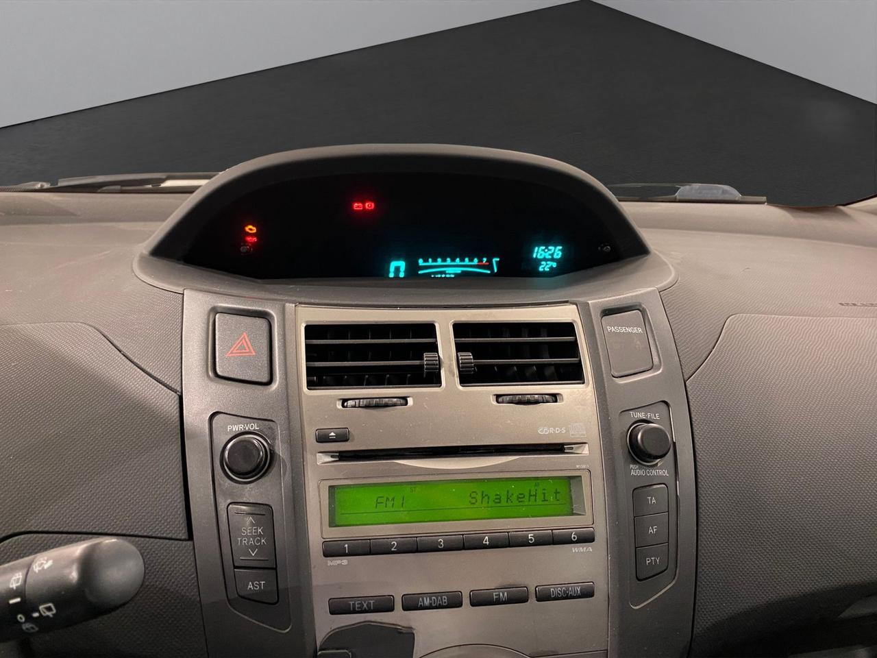 Toyota Yaris 5p 1.0 Now