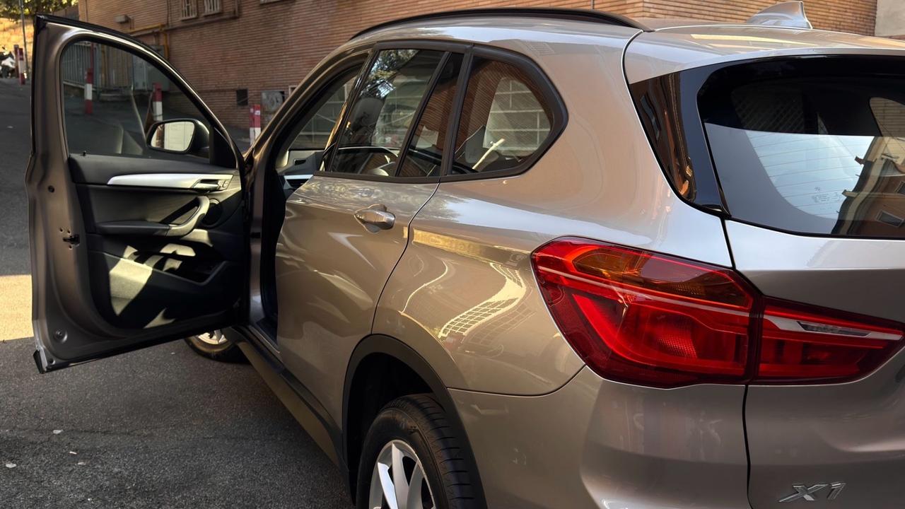 Bmw X1 sDrive18i Cambio Automatico Navi