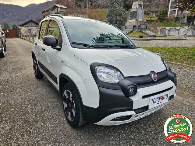 FIAT Panda 1.0 FireFly S&S Hybrid City Cross