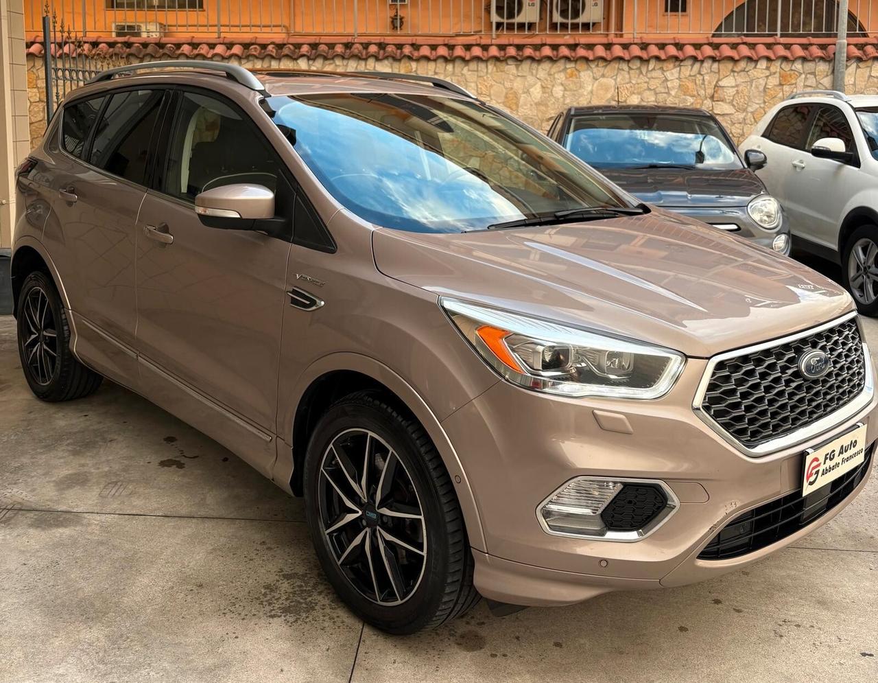 Ford Kuga 2.0 TDCI 180 CV S&S 4WD Powershift Vignale 2017