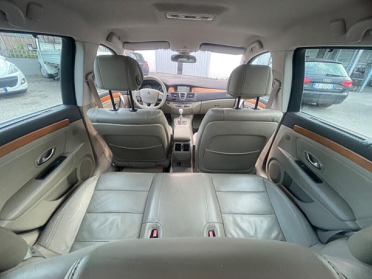 Renault Laguna 2.0 dCi 150CV SporTour Elite Plus Dynamique