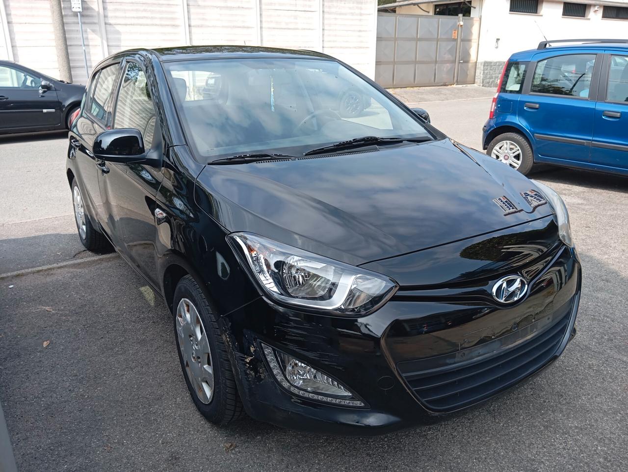 Hyundai i20 1.2 5p. Classic valuto permute