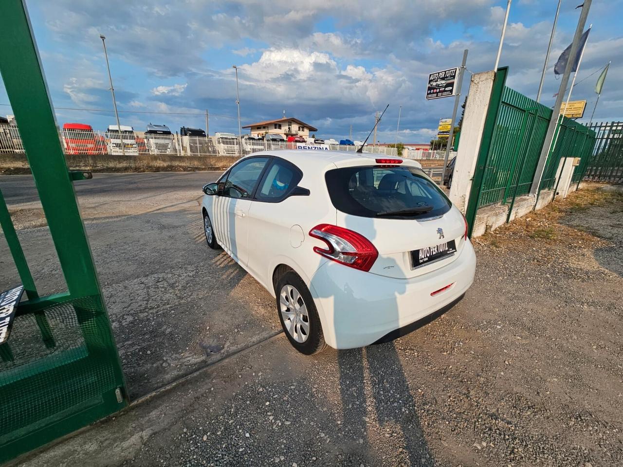 Peugeot 208 PureTech 68 Active