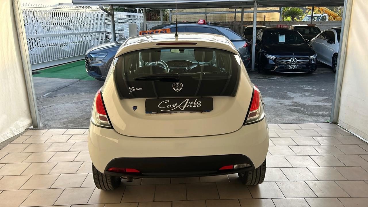 Lancia Ypsilon 1.3 Multijet 95cv Silver Full optional