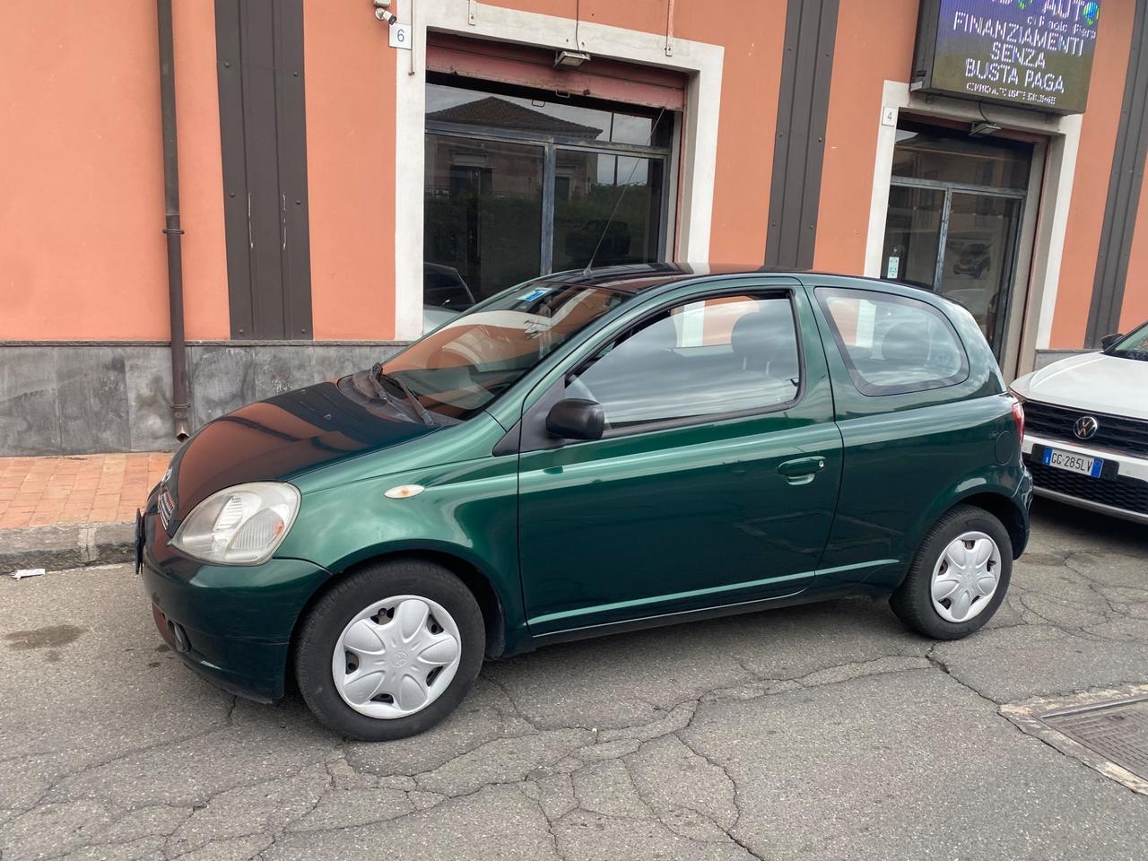 Toyota Yaris 1.0i 16V cat 3 porte Sol