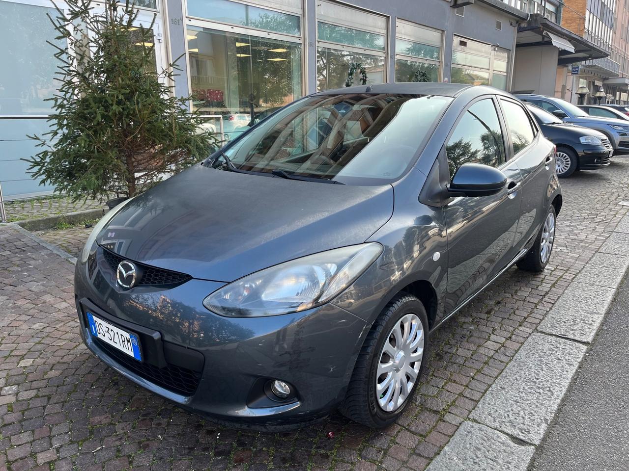 Mazda 2 1.3 16V 75CV 5p. Play