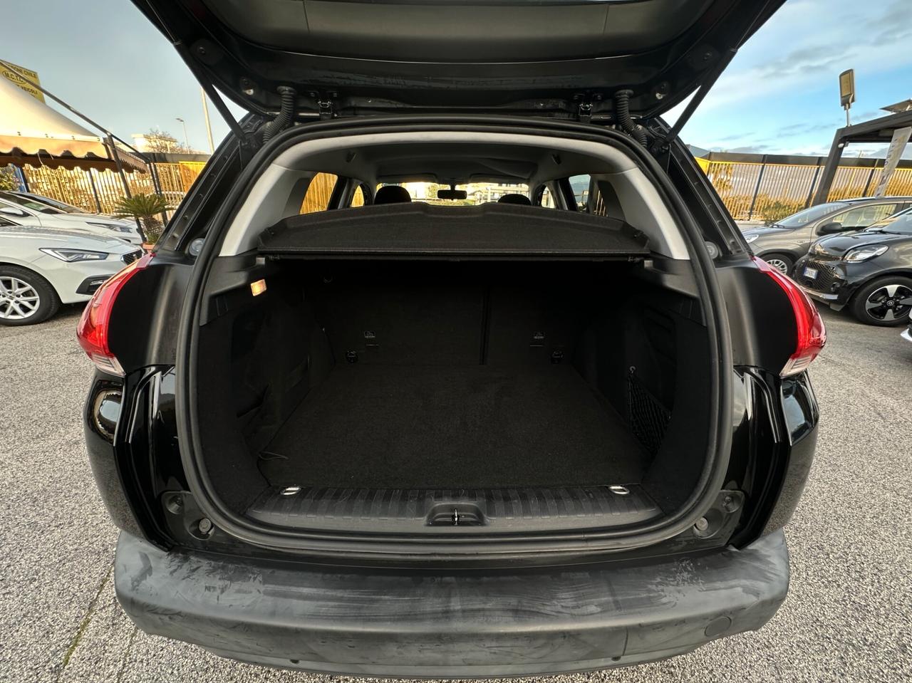 PEUGEOT 2008 PureTech 82 Active