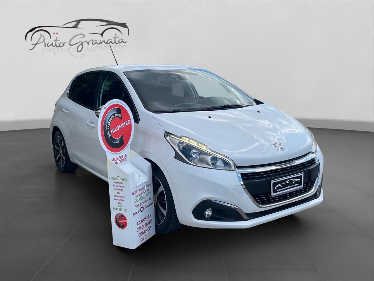 Peugeot 208 1.2 benz. Allure NEOPATENTATI COME NUOVA