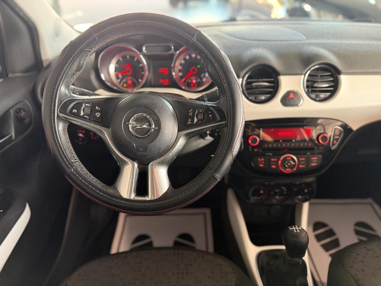 Opel Adam 1.2 70 CV