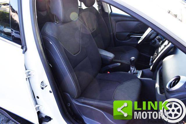 RENAULT Clio 1.2 75CV 5 porte Costume National