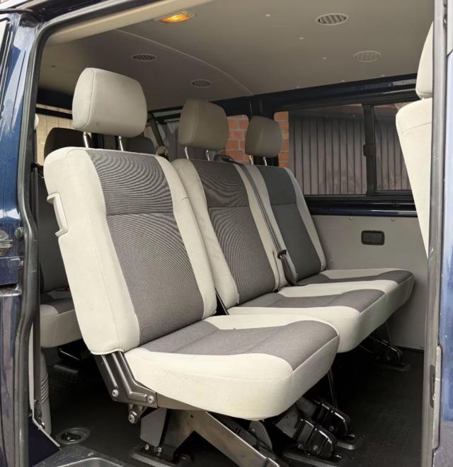 VOLKSWAGEN Transporter VW T5 2.0Tdi 140cv 9Posti Euro5 Klima
