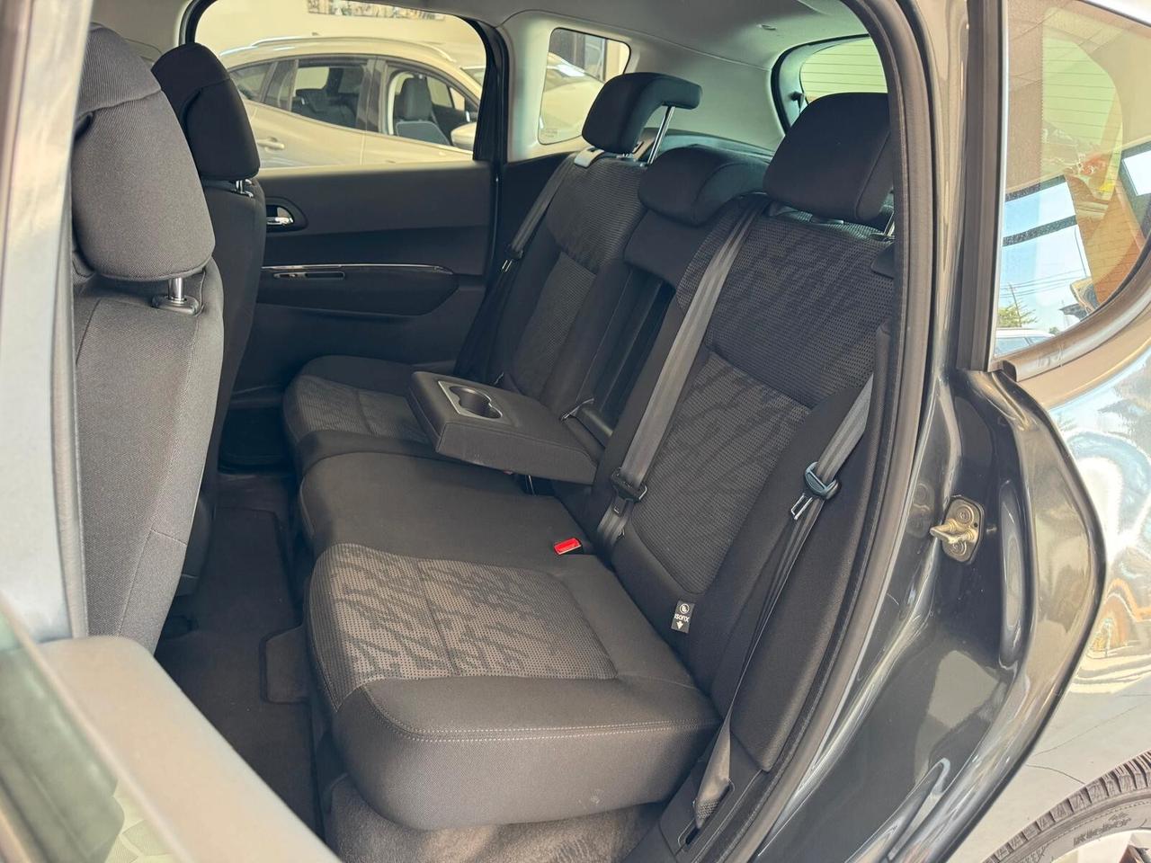 Peugeot 3008 1.6 HDI 112CV TECNO 2011