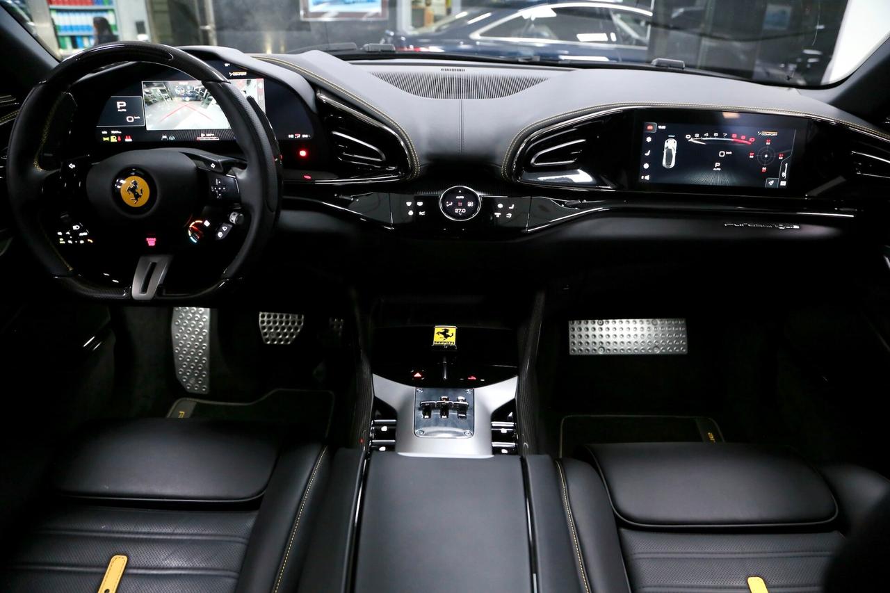 Ferrari Purosangue_ufficiale Italia_full carbon_iva deducibile