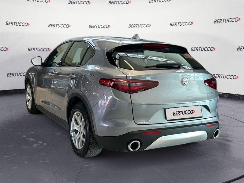 Alfa Romeo Stelvio 2.2 Turbodiesel 160 CV AT8 RWD Business