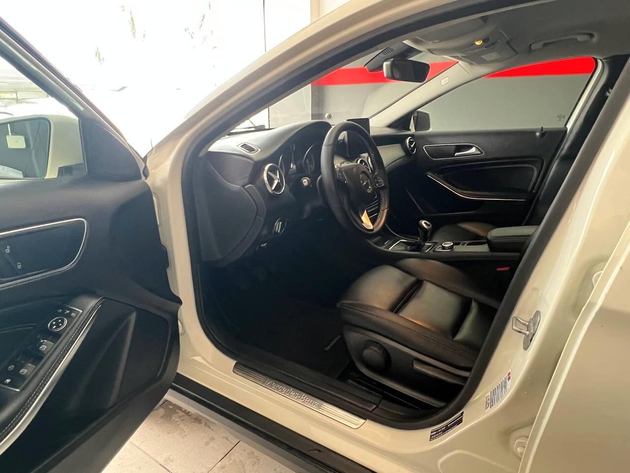 Mercedes-benz CLA 200 d Executive