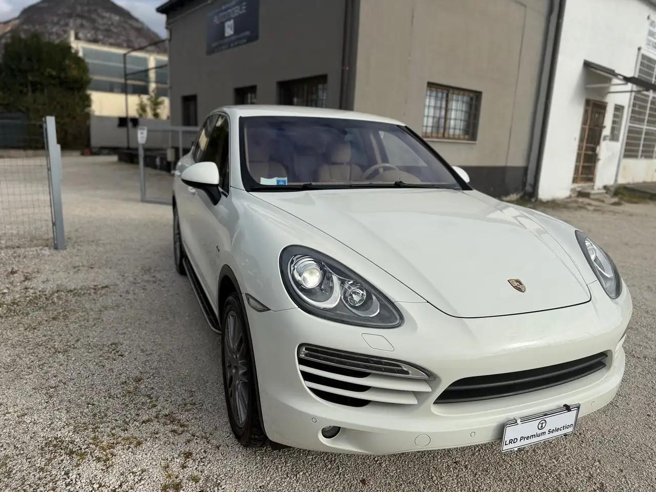 Porsche Cayenne 3.0 Diesel 245cv navi*led+pelle Euro5