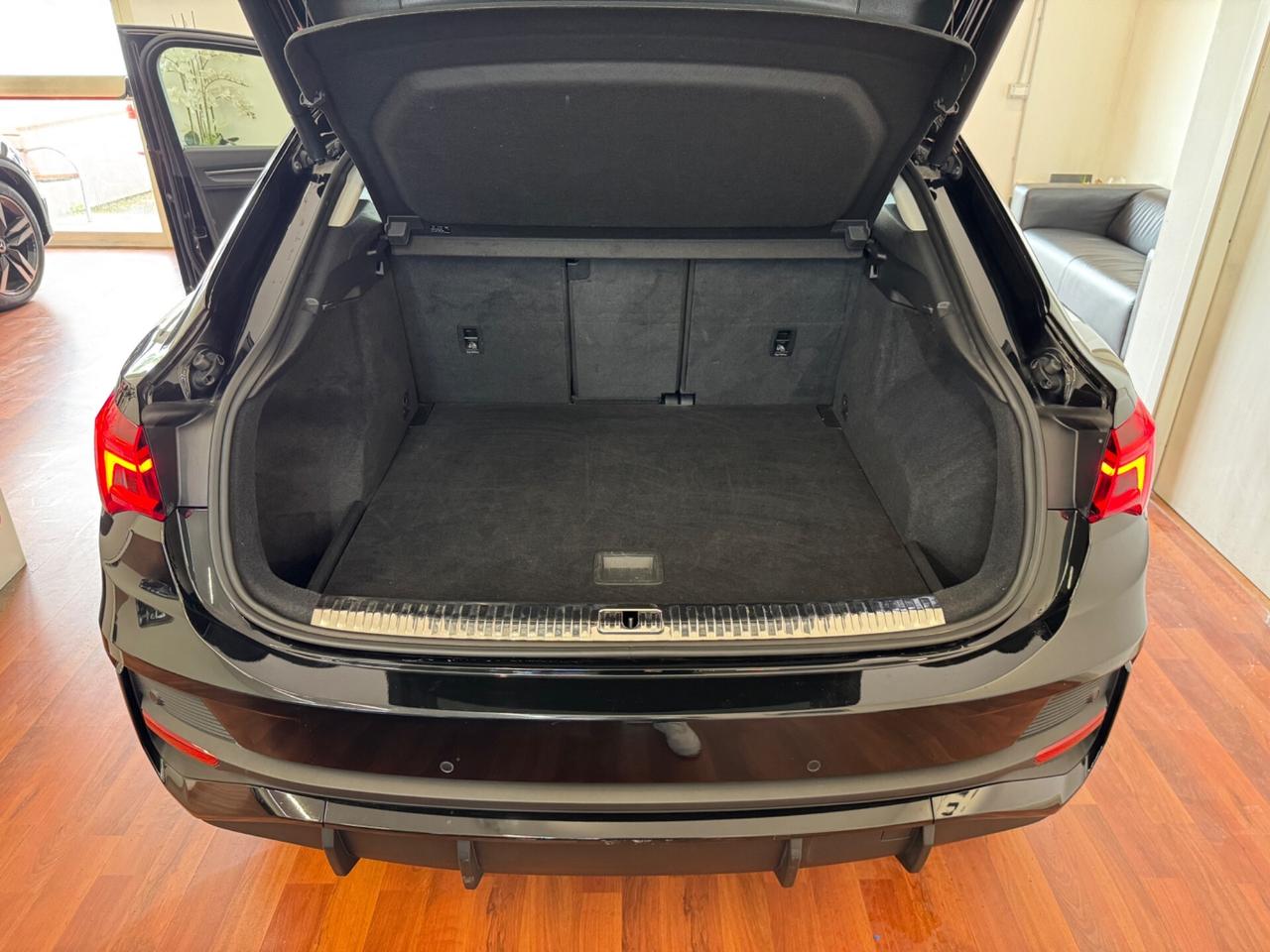 AUDI Q3 SPB 35 TDI S TRONIC S LINE EDITION