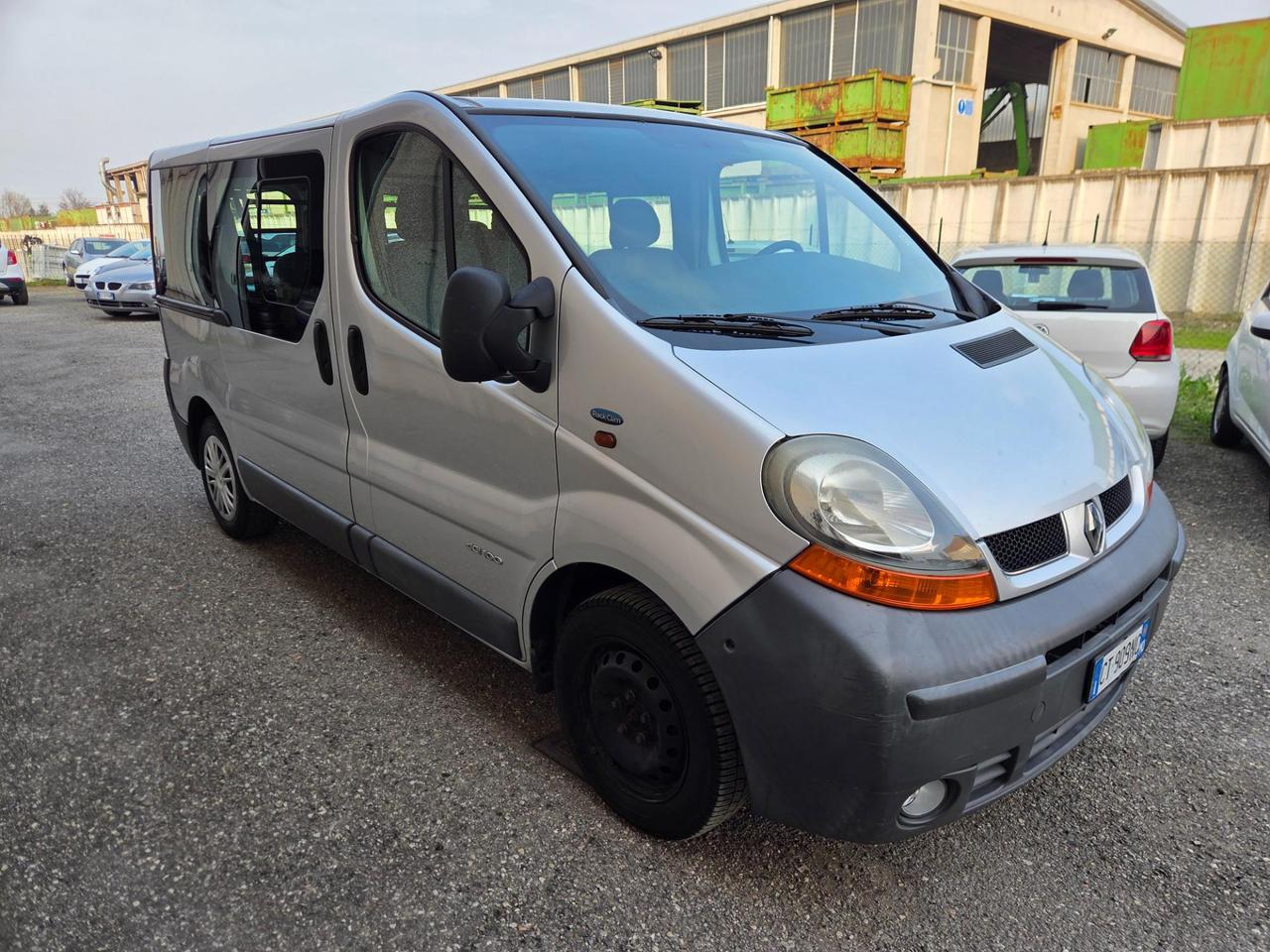 RENAULT Trafic T27 1.9 dci 100cv L1H1 6p.ti N1