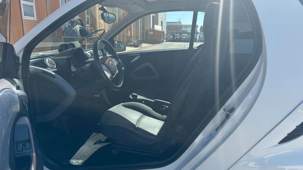 SMART FORTWO 1.0 BENZ - 2011