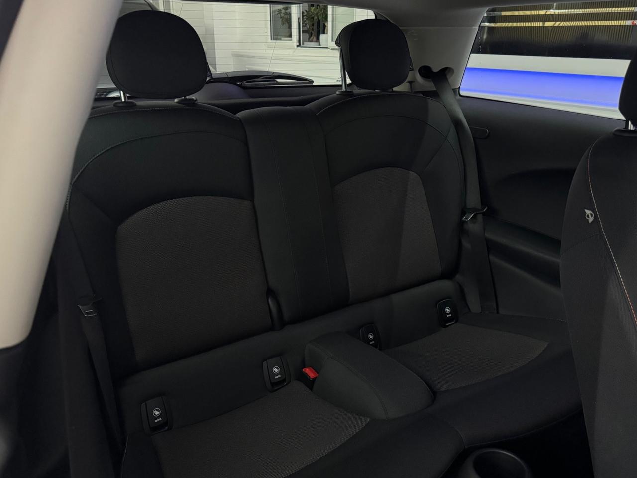 Mini 1.5 95CV One D-Full Optional