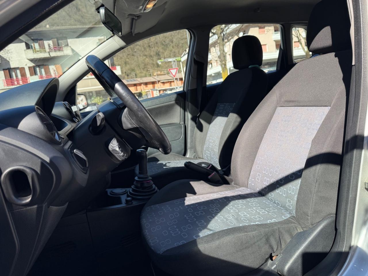 Ford Fiesta 1.2 16V 5p. CINGHIA NUOVA - OK NEOPATENTATI