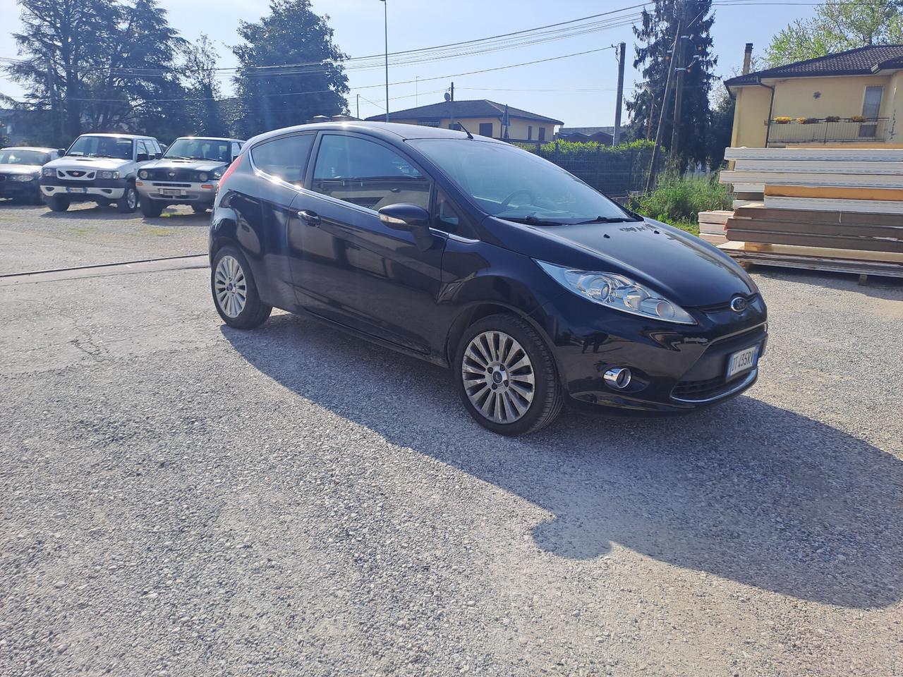 Ford Fiesta 1.4 TDCi 68CV 3 porte Titanium -2009