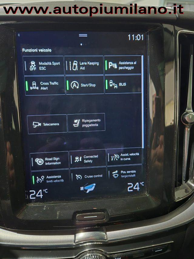 VOLVO XC60 B4 Geartronic Momentum Pro