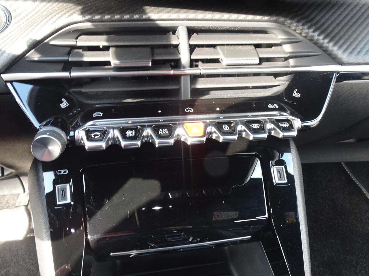 Peugeot 2008 BlueHDi 130 GT