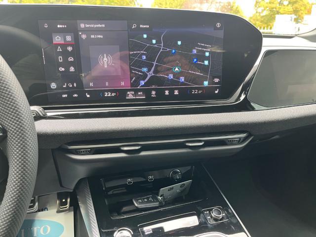 AUDI A6 Avant 40 2.0 TDI S tronic S line edition New Model