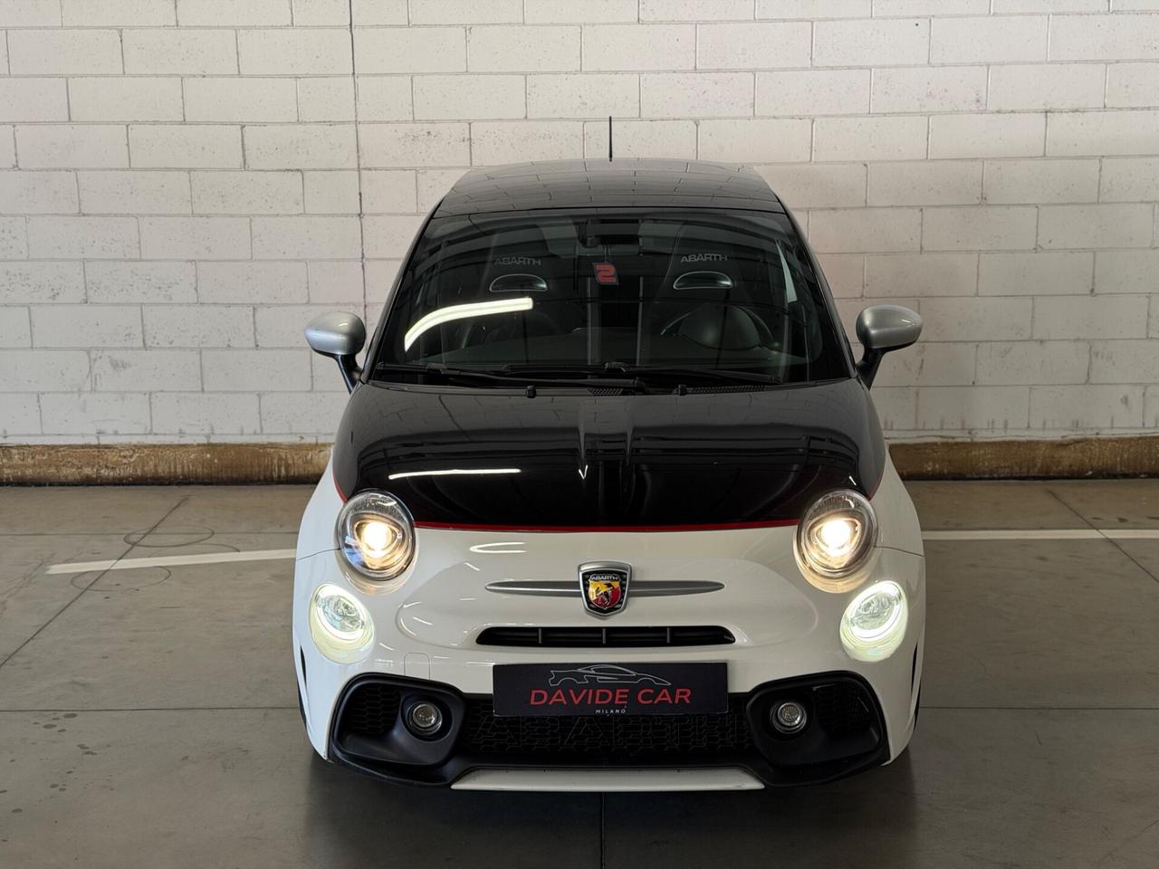 Abarth 595 1.4 Turbo T-Jet 165 CV Scorpioneoro