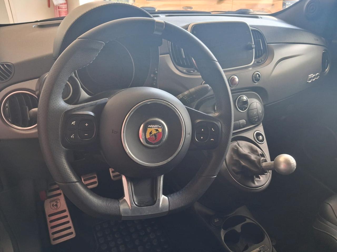 Abarth 595 1.4 Turbo T-Jet 165 CV Turismo