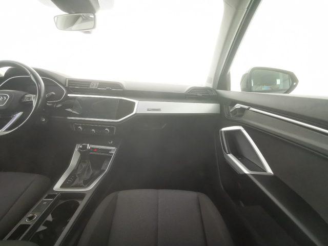 AUDI Q3 35 TDI S tronic Business