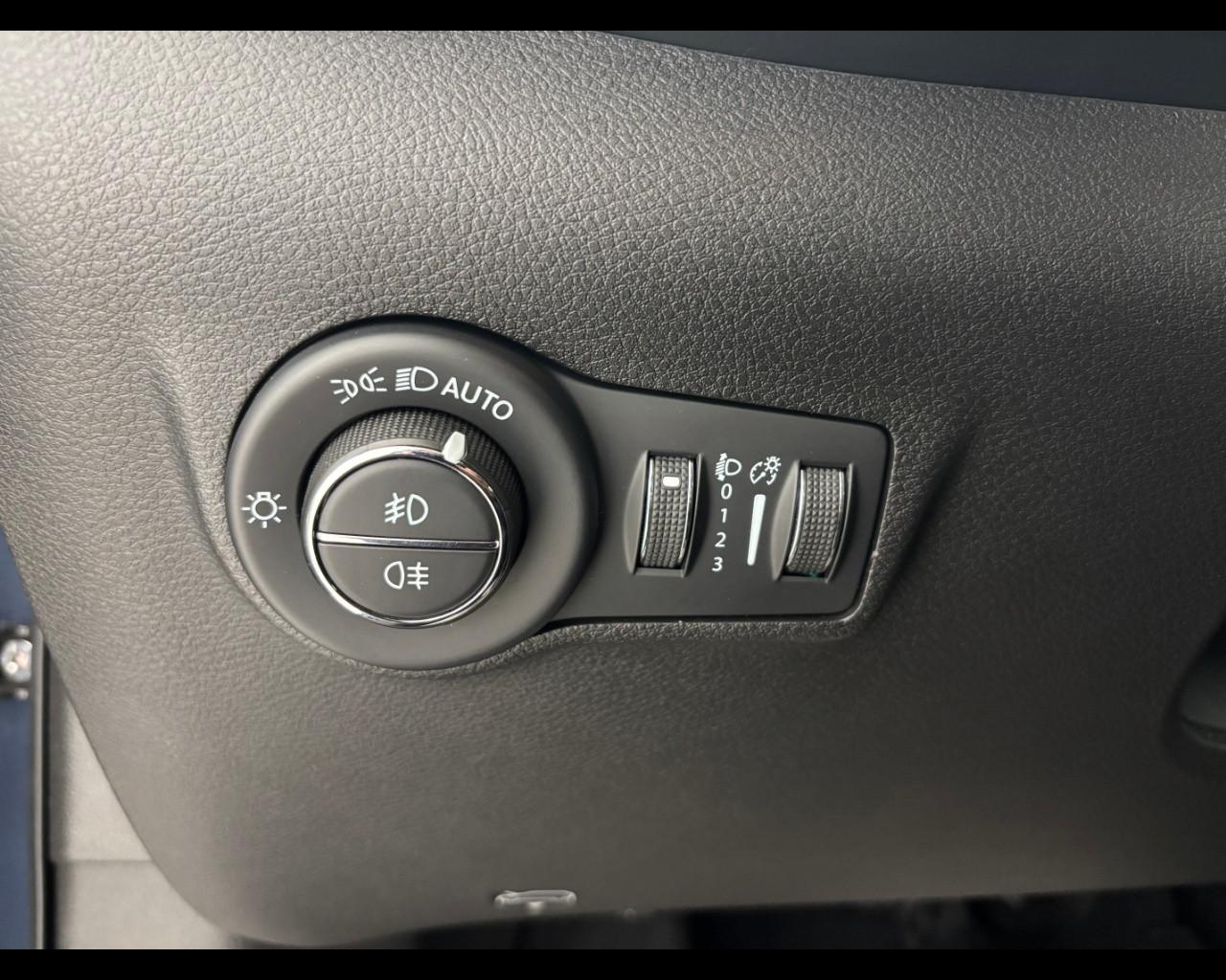 JEEP Compass 1.5 turbo t4 mhev Limited 2wd 130cv dct