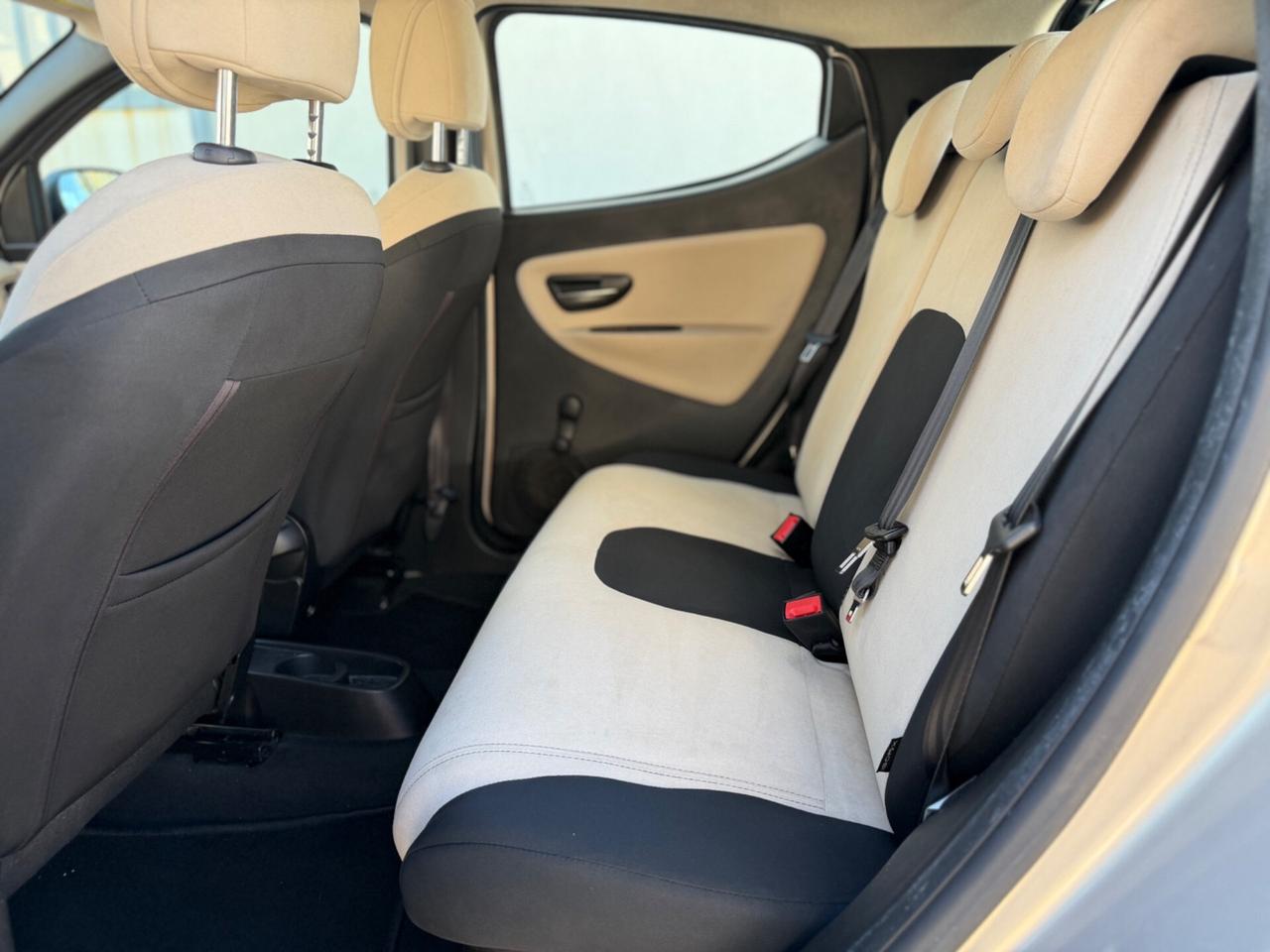 Lancia Ypsilon 1.2 69 CV 5 porte GPL Ecochic Gold