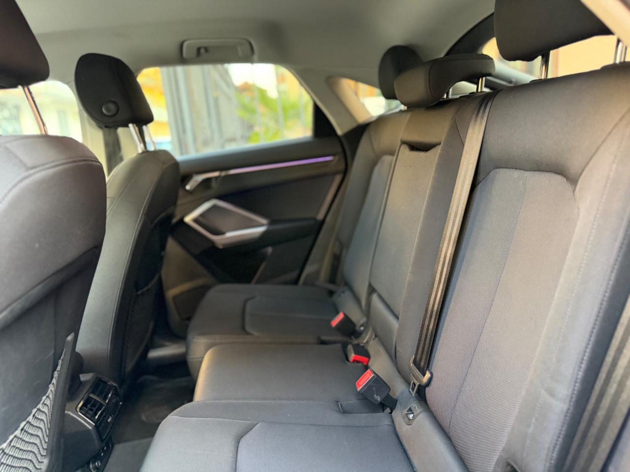 Audi Q3 35 TDI S tronic Business Advanced