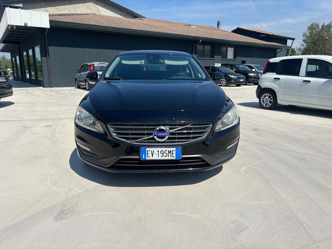Volvo V60 D2 1.6 Powershift Momentum