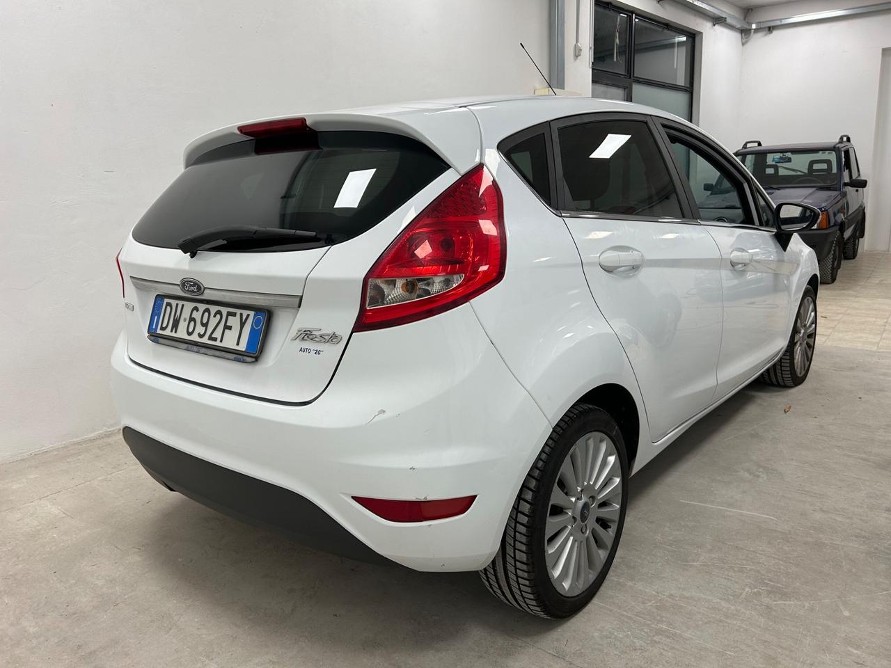 Ford Fiesta 1.4 TDCi 5p. Titanium