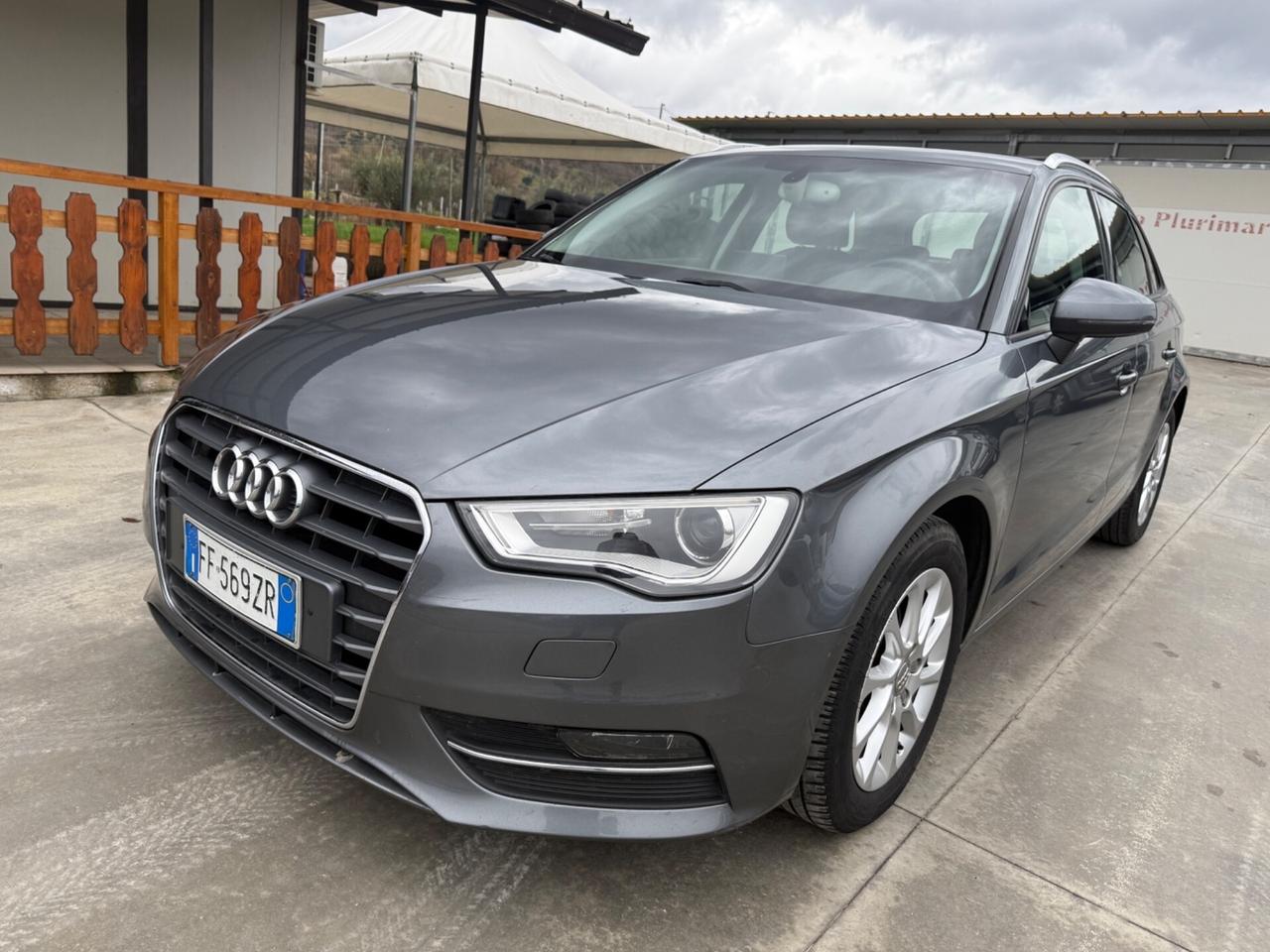 Audi A3 1.6 TDI clean diesel Attraction