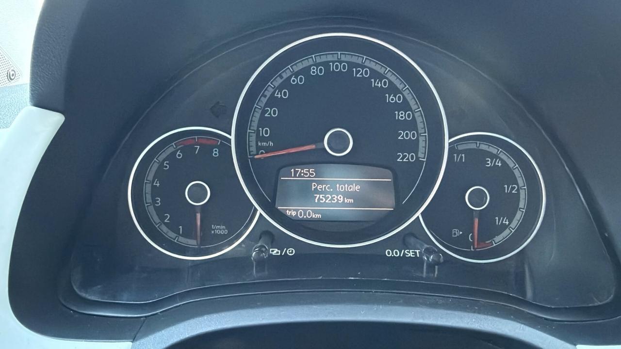 Volkswagen up! 1.0 5p. beats BlueMotion Technology