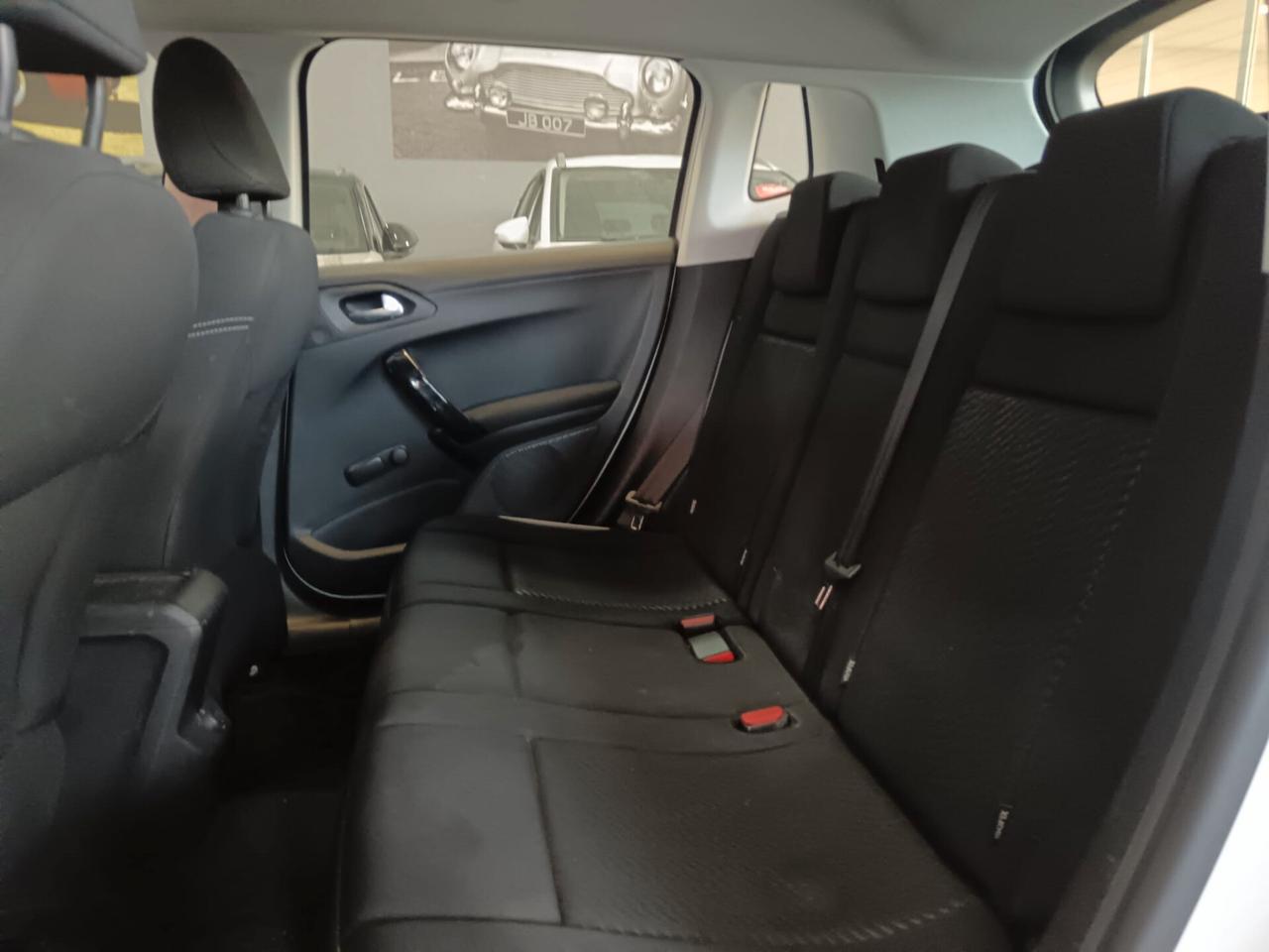 Peugeot 2008 Benzina Manuale