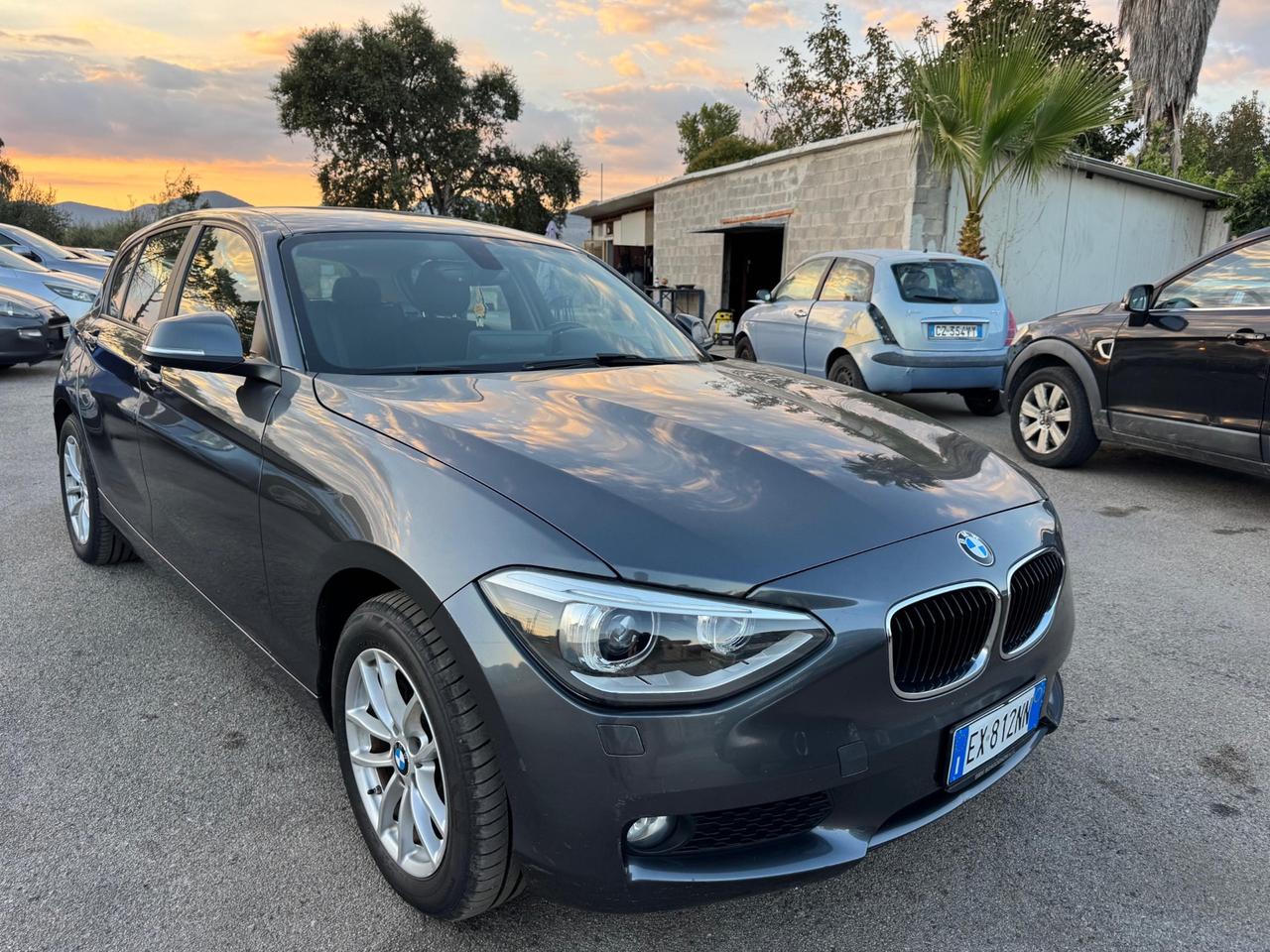 Bmw 116 116d 5p. Urban
