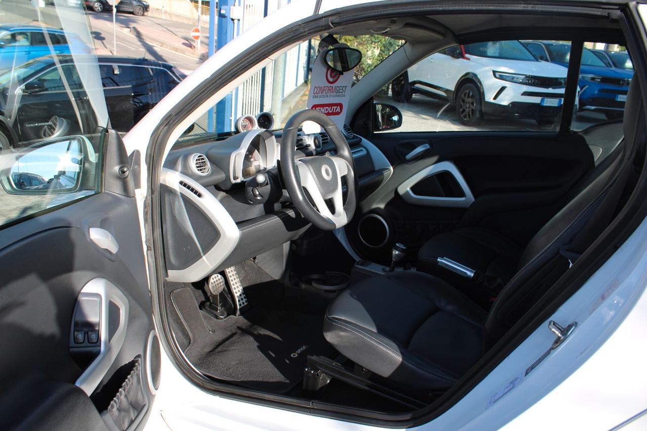 Smart ForTwo 1000 75 kW cabrio BRABUS Xclusive