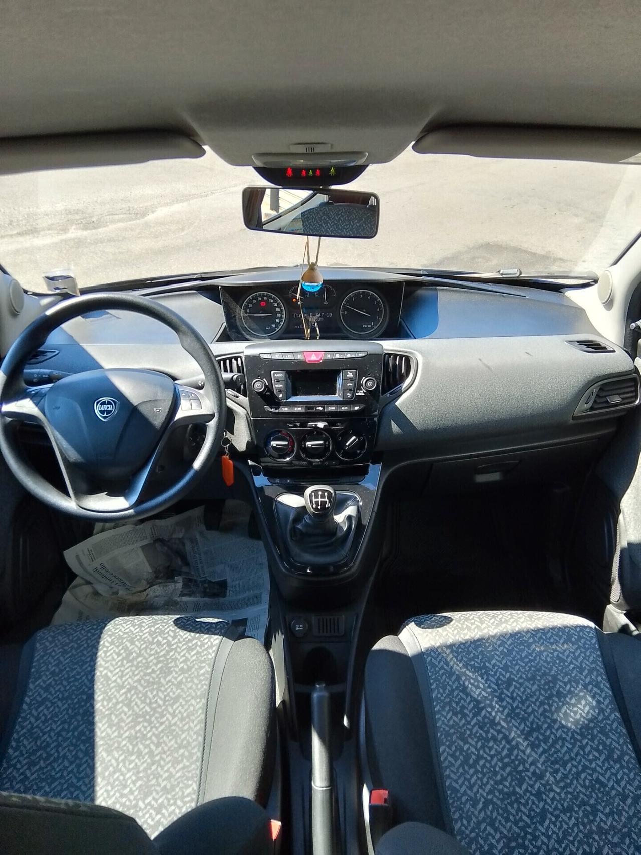 Lancia Ypsilon 1.2 69 CV 5 porte GPL Ecochic Gold