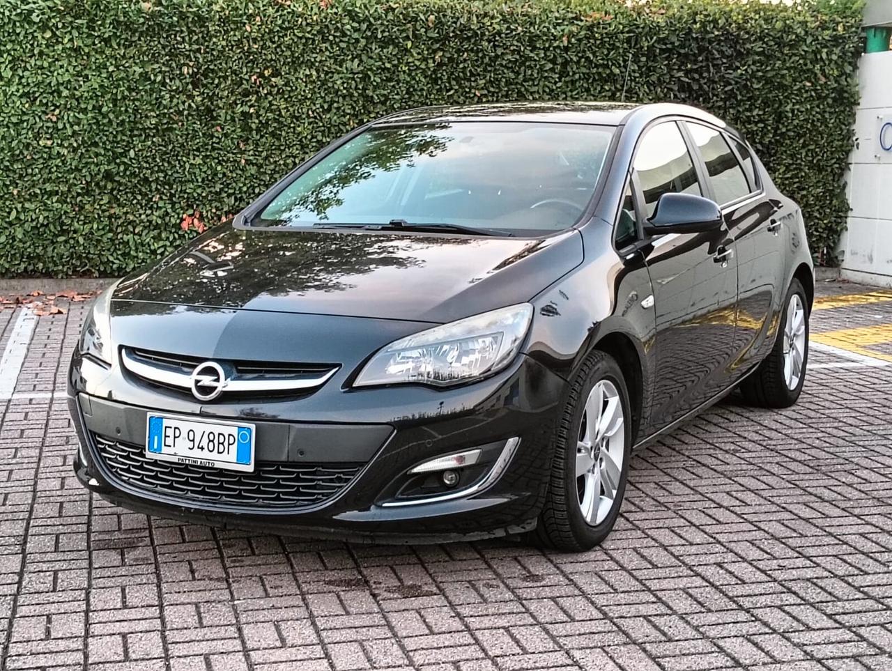 Opel Astra 1.7 CDTI 130CV EcoFLEX S&S 5 porte Cosmo..CELL 320 147 1147 WUATSAPP