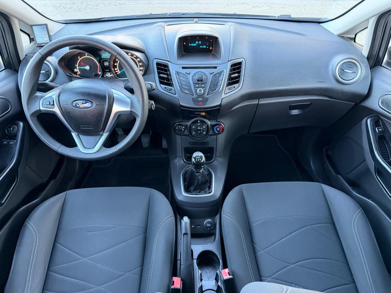 Ford Fiesta 1.5 TDCi 75 cv 2013 Gancio Traino