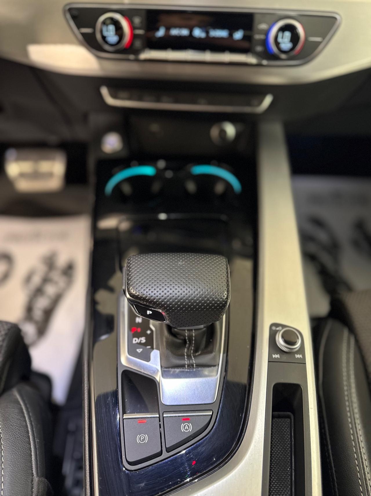 Audi A4 Avant 40 TDI quattro S tronic line edition