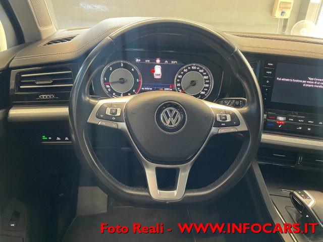 VOLKSWAGEN Touareg 3.0 V6 TDI 286 CV SCR Style