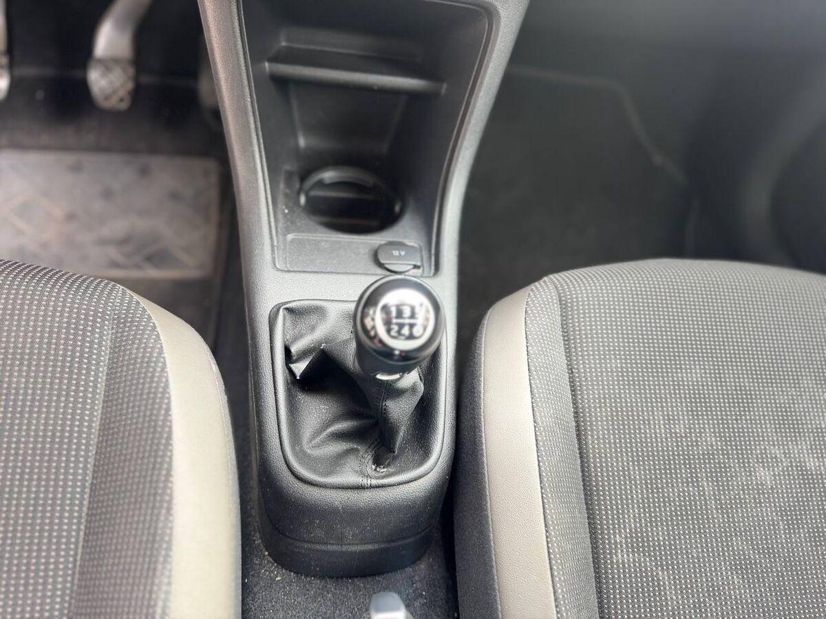 Volkswagen up! 5 Porte DOPPIO TRENO GOMME E CERCHI !