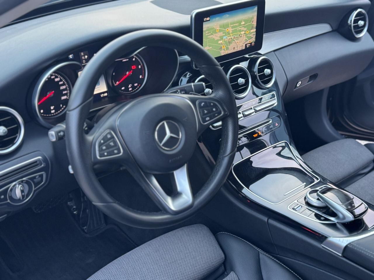 Mercedes-benz C 220 Automatico AMG LINE !